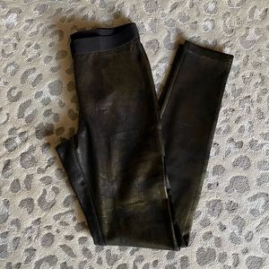 NWT HUE Faux Leather High Waist Distressed Black Leggings